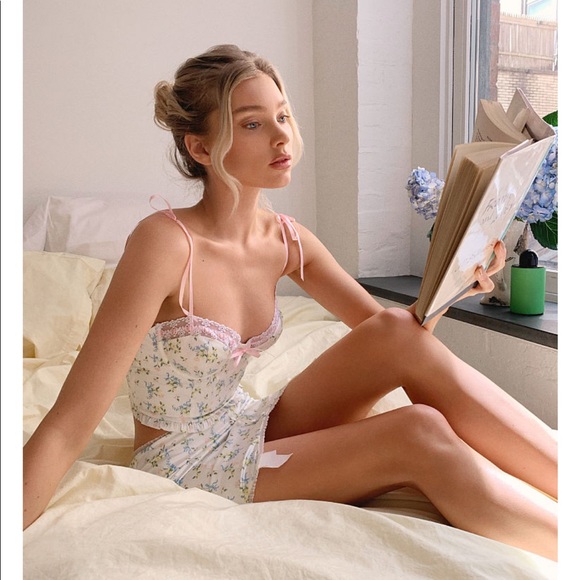 FOR LOVE & LEMONS Charlotte Bustier - Picture 4 of 16